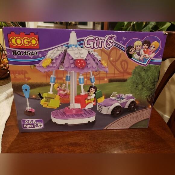 COGO Girls Merry-go- round building‎ blocks  266 pieced Lego compatible - Picture 2 of 4